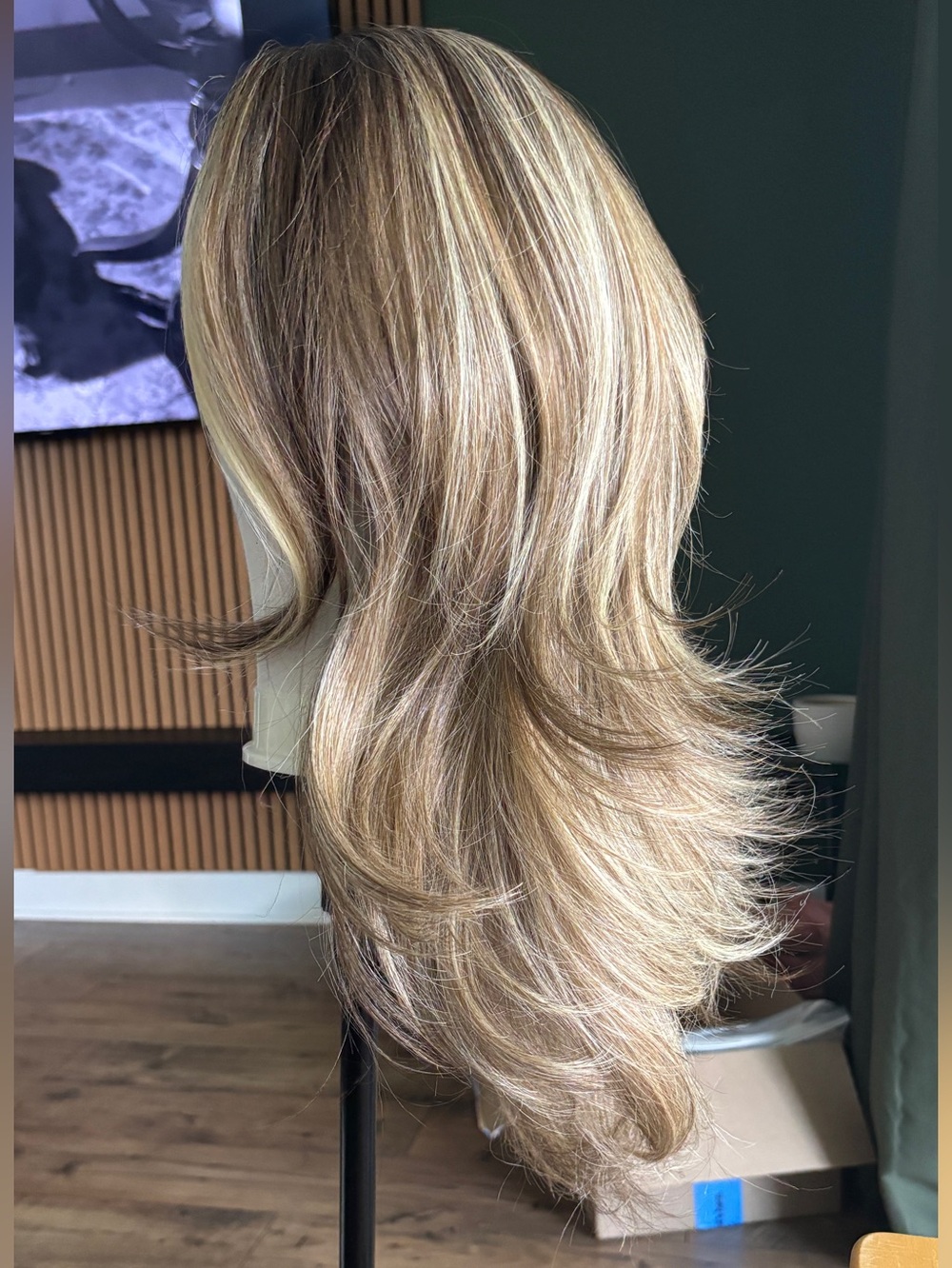 JB Extension Cindy - Layered Sunlit Blonde Women's Wig with Soft Waves